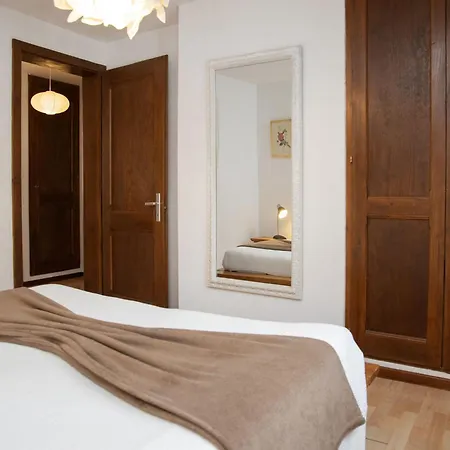 Galaxie 217 By Interhome וורבייה